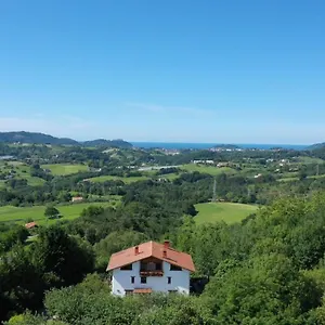 Séjour à la ferme Kostegi, Urnieta