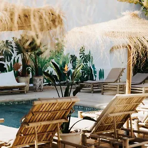 https://hotel-cas-catala-adult-only.ibizaislandhotels.net